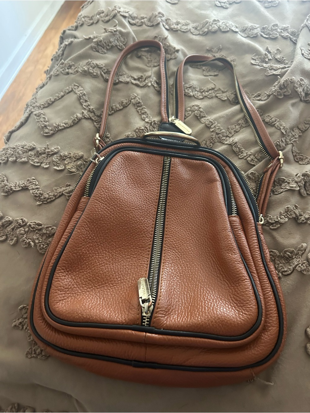 Backpack - Picture 3 of 3